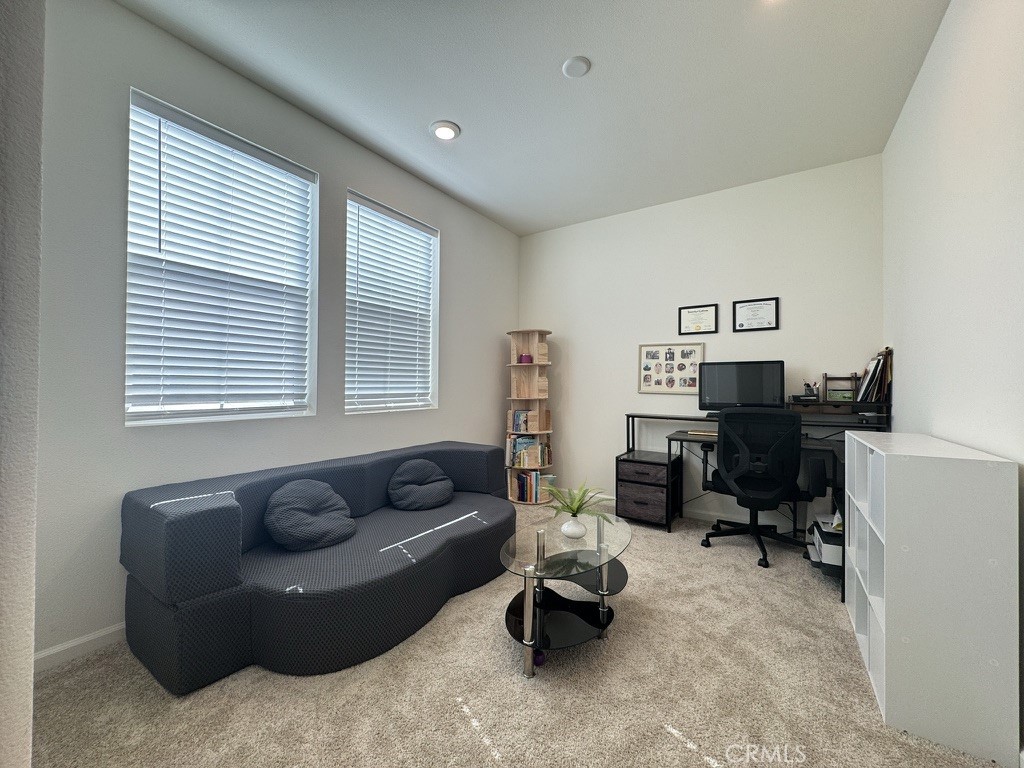 10201 Oxbow Loop Riverside, CA 92503 - Photo 34 of 39