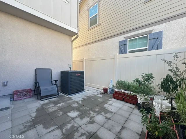 $649,000 | 10201 Oxbow Loop, Riverside, CA 92503