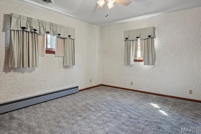 $85,000 | 112 North Wilson Street, Girard, IL 62640