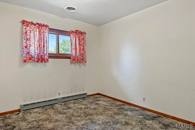 $85,000 | 112 North Wilson Street, Girard, IL 62640