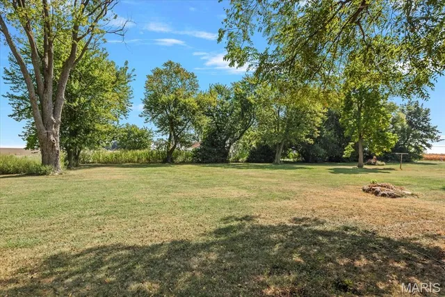 $85,000 | 112 North Wilson Street, Girard, IL 62640