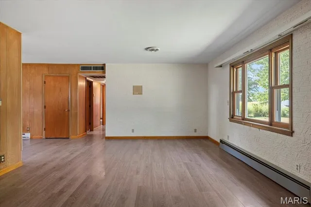 $85,000 | 112 North Wilson Street, Girard, IL 62640