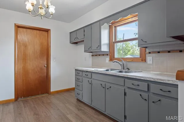 $85,000 | 112 North Wilson Street, Girard, IL 62640