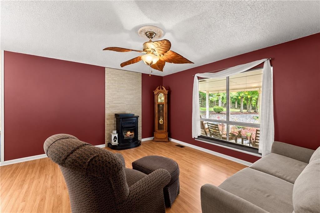 280 Strickland Road Alpharetta, GA 30004 - Photo 6 of 78 Gallery Image 6