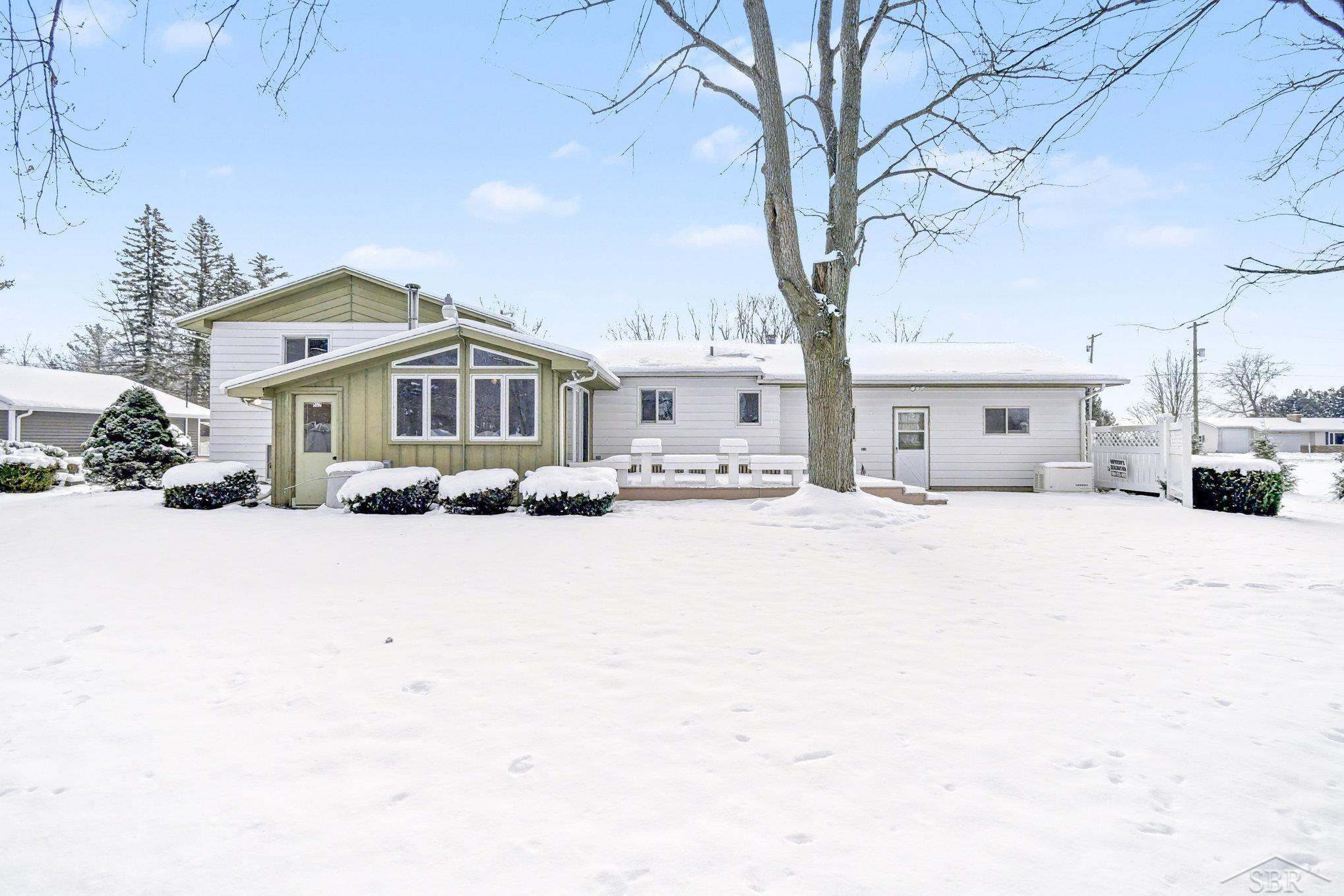 2347 Amelith Road Bay City, MI 48706 - Photo 24 of 37 50195551-48ec929c-9a59-4c5f-a70e-cc6079937baf.JPG
