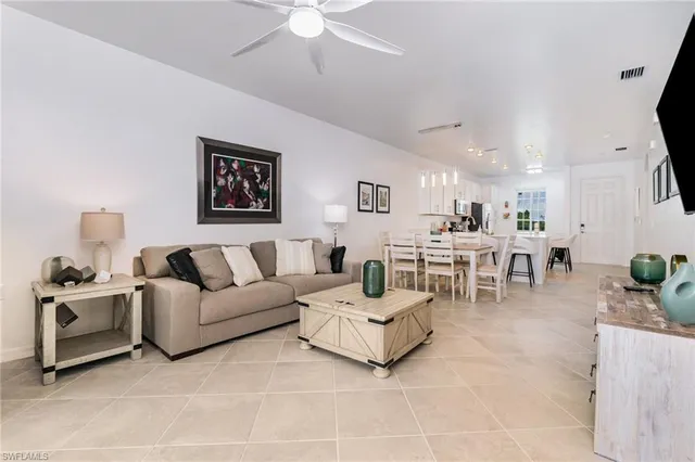 $274,900 | 43981 Boardwalk Loop, Unit 2244, Punta Gorda, FL 33982