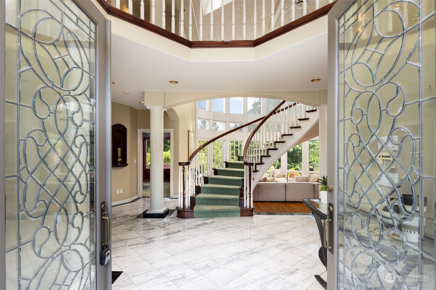 2013 Northwest Lacamas Drive Camas, WA 98607 - Photo 4 of 40 a view of entryway