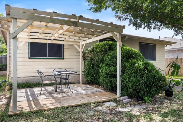 $241,000 | 120 Shenandoah Trail, Elgin, TX 78621