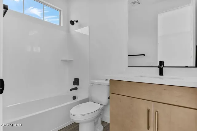 $819,990 | 8332 West Solano Drive, Glendale, AZ 85305