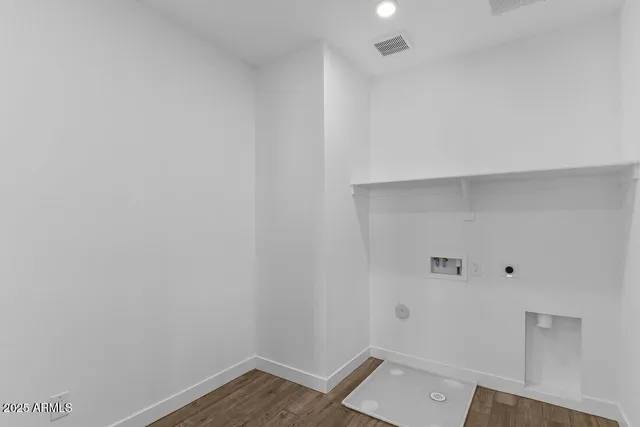 $819,990 | 8332 West Solano Drive, Glendale, AZ 85305