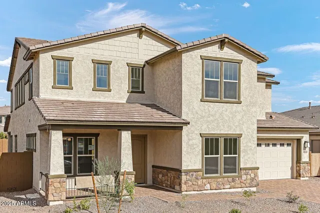 $819,990 | 8332 West Solano Drive, Glendale, AZ 85305