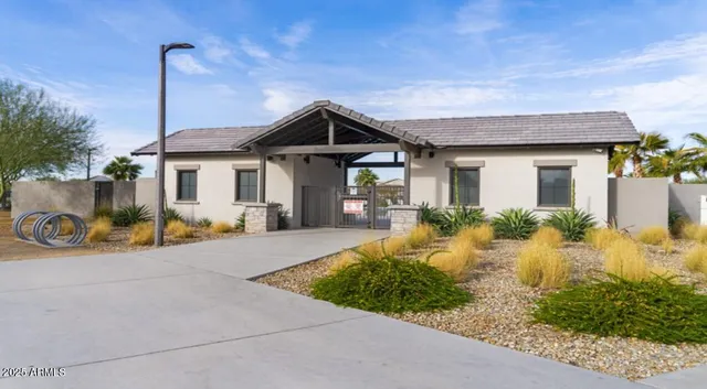 $819,990 | 8332 West Solano Drive, Glendale, AZ 85305