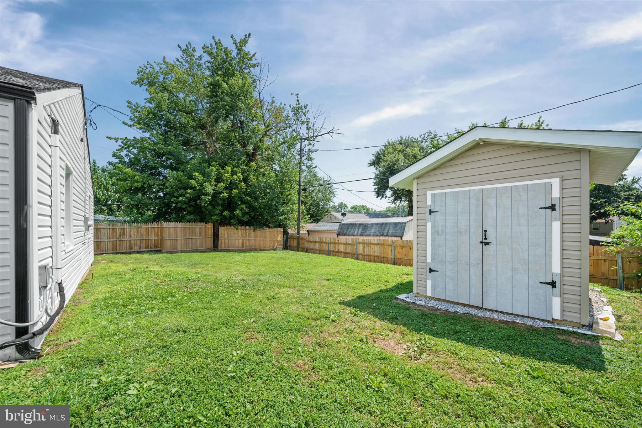 214 Keiser Place New Castle, DE 19720 - Photo 23 of 23 a backyard of a house
