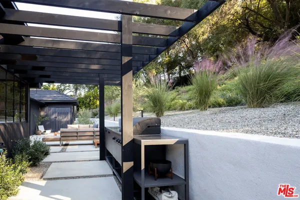 $3,375,000 | 3860 Kingswood Road, Sherman Oaks, CA 91403
