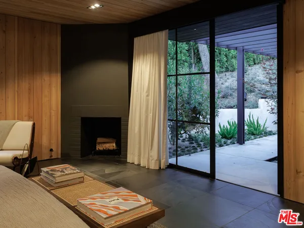 $3,375,000 | 3860 Kingswood Road, Sherman Oaks, CA 91403