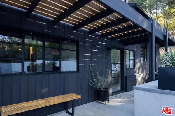 $3,375,000 | 3860 Kingswood Road, Sherman Oaks, CA 91403