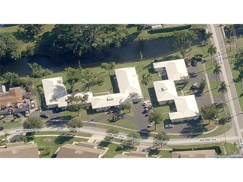 6451 Cypress Road, Unit 10 Plantation, FL 33317 - Photo 1 of 12 Exterior Front