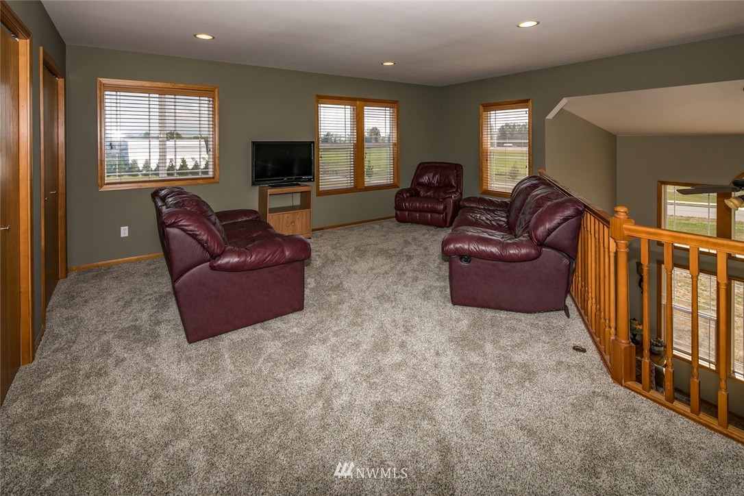 1595 Kok Road, Unit A Lynden, WA 98264 - Photo 21 of 33 Gallery Image 21