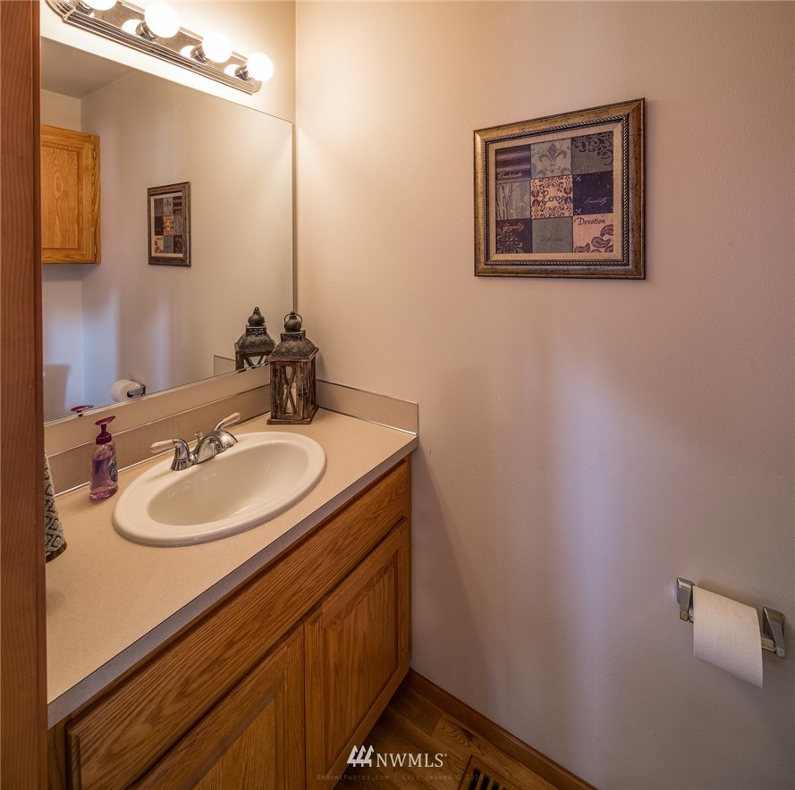 1595 Kok Road, Unit A Lynden, WA 98264 - Photo 24 of 33 Gallery Image 24