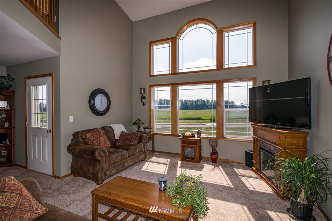 1595 Kok Road, Unit A Lynden, WA 98264 - Photo 5 of 33 Gallery Image 5