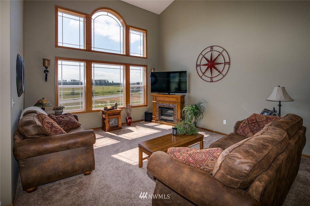 1595 Kok Road, Unit A Lynden, WA 98264 - Photo 6 of 33 Gallery Image 6