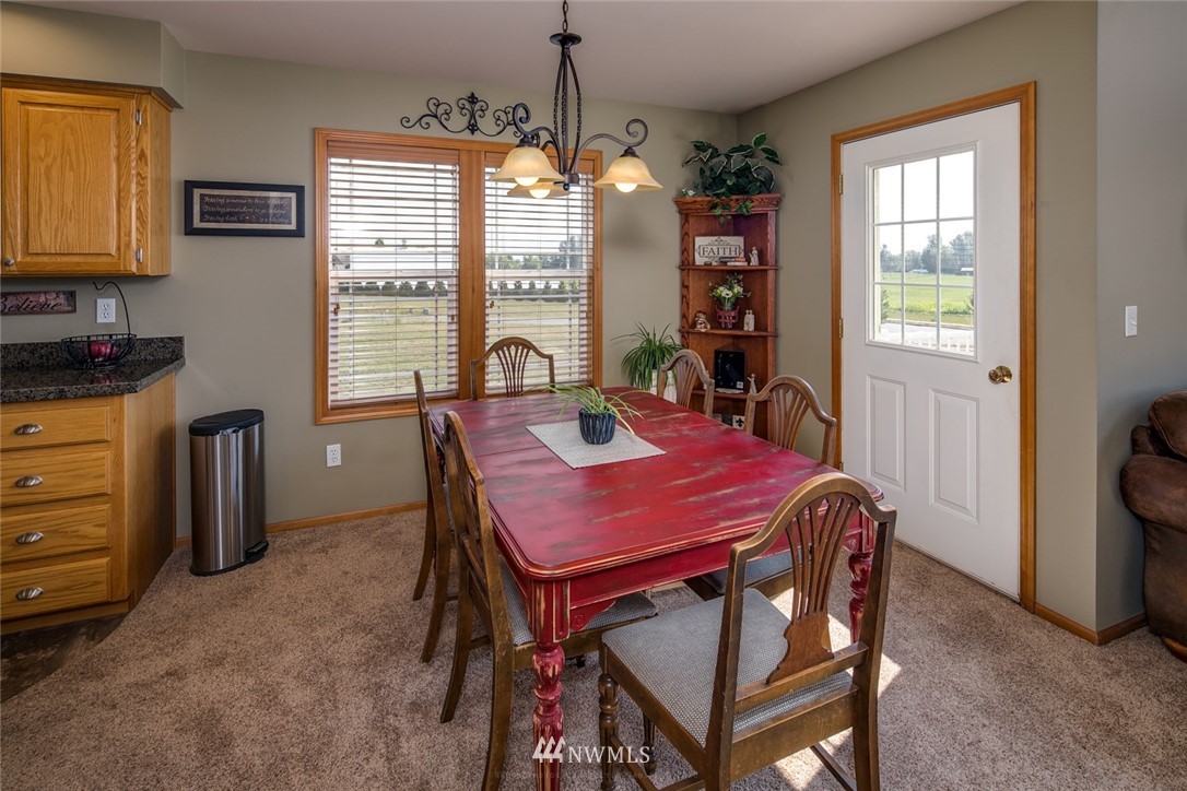 1595 Kok Road, Unit A Lynden, WA 98264 - Photo 9 of 33 Gallery Image 9