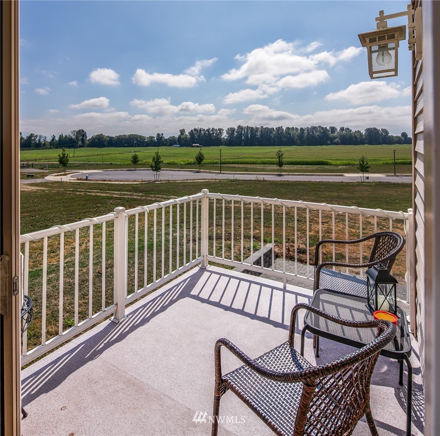 1595 Kok Road, Unit A Lynden, WA 98264 - Photo 10 of 33 Gallery Image 10