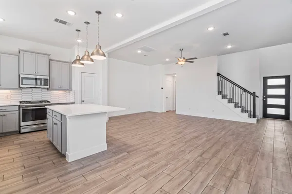 $2,550 | 7818 Starfish Arbor Drive, Cypress, TX 77433