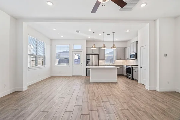 $2,550 | 7818 Starfish Arbor Drive, Cypress, TX 77433