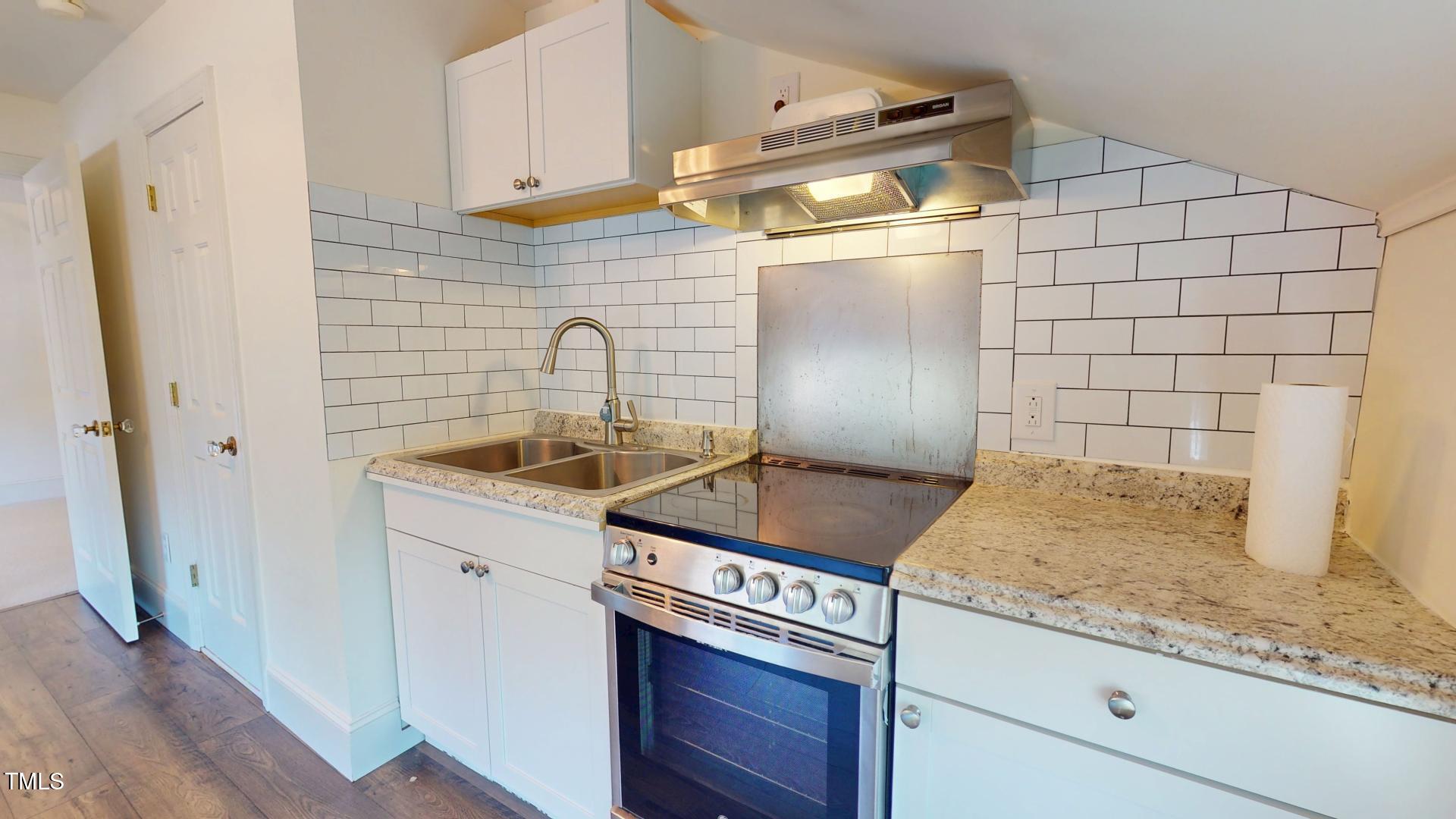 238 North Main Street Wake Forest, NC 27587 - Photo 80 of 100 4th Lvl Kitchen (3)