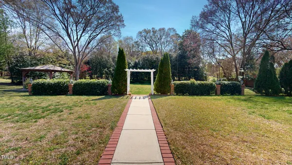 $1,100,000 | 238 North Main Street, Wake Forest, NC 27587