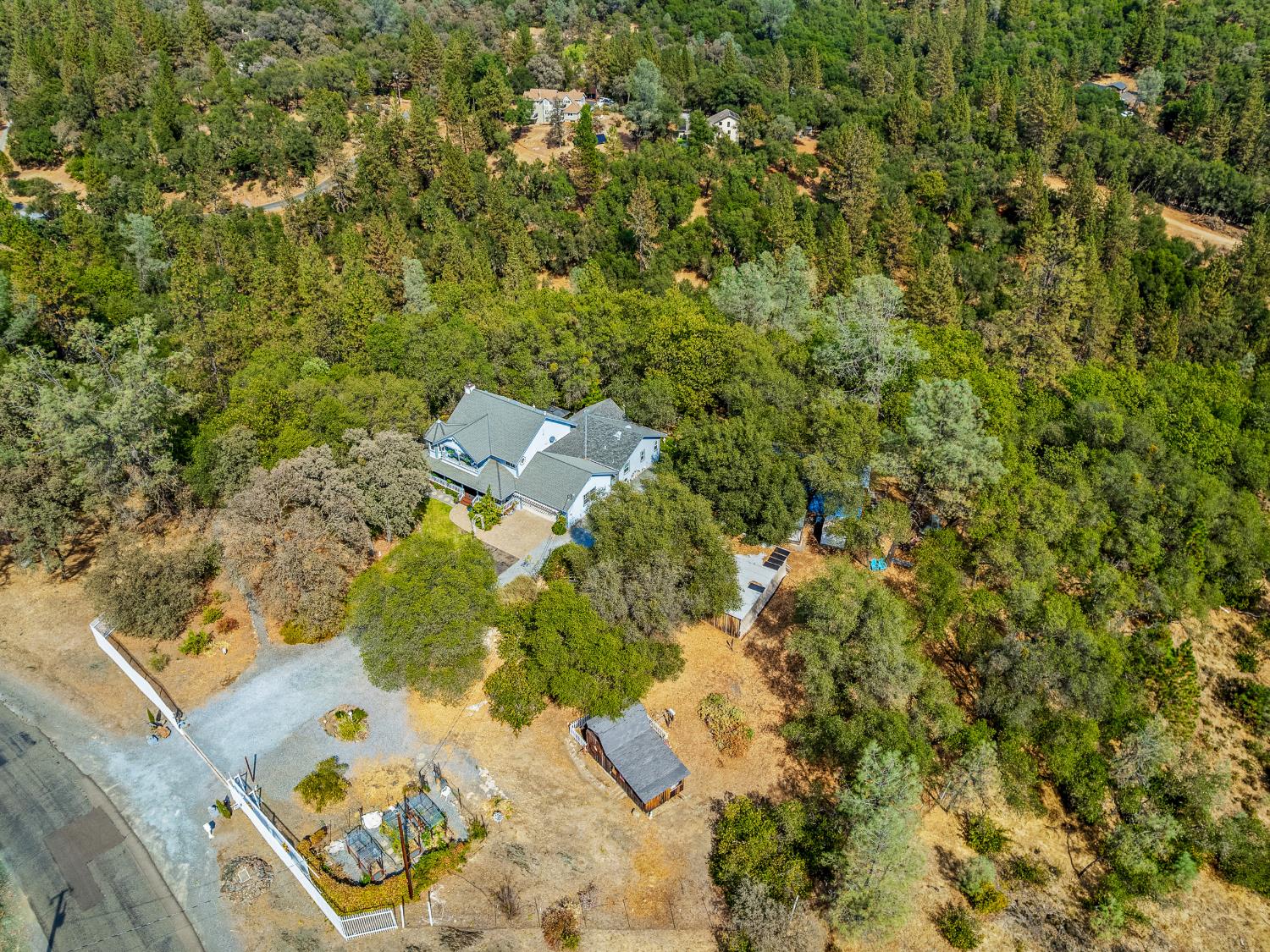 4711 Meadowview Acres Road Cool, CA 95614 - Photo 4 of 68 Gallery Image 4