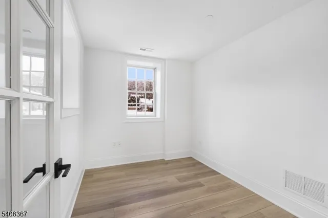 $6,500 | 18 Samuel Way, Chatham, NJ 07928