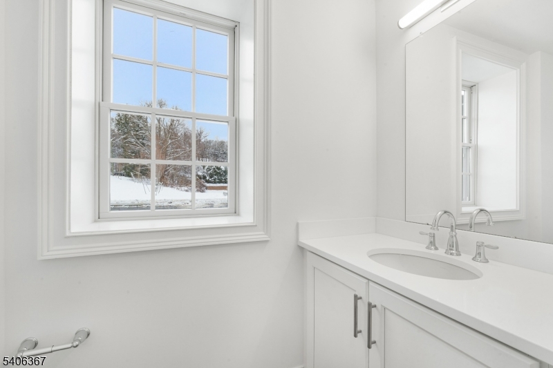 18 Samuel Way Chatham, NJ 07928 - Photo 14 of 31