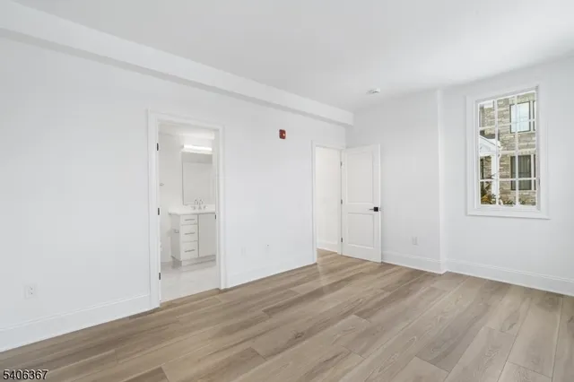 $6,500 | 18 Samuel Way, Chatham, NJ 07928