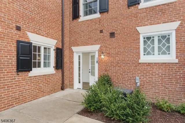 $6,500 | 18 Samuel Way, Chatham, NJ 07928