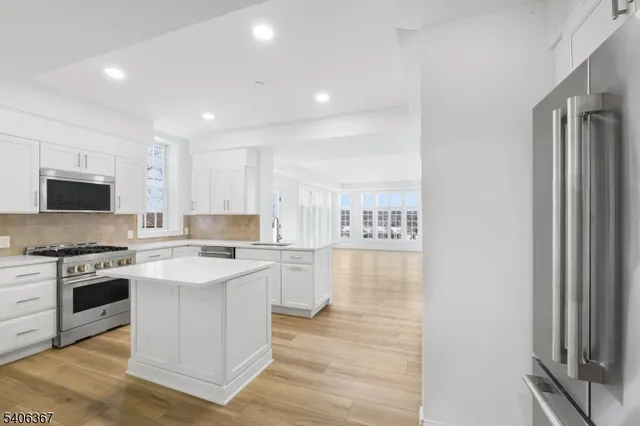 $6,500 | 18 Samuel Way, Chatham, NJ 07928