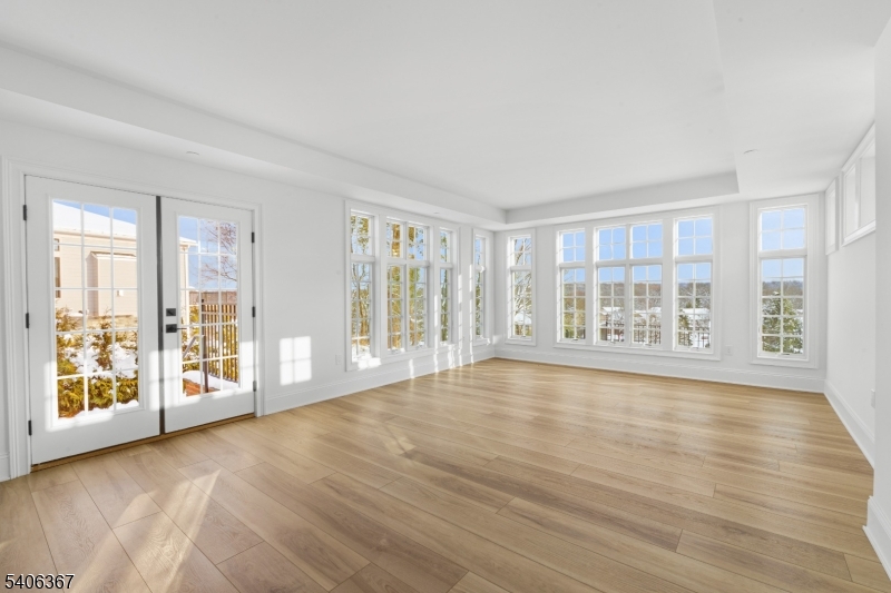 18 Samuel Way Chatham, NJ 07928 - Photo 7 of 31