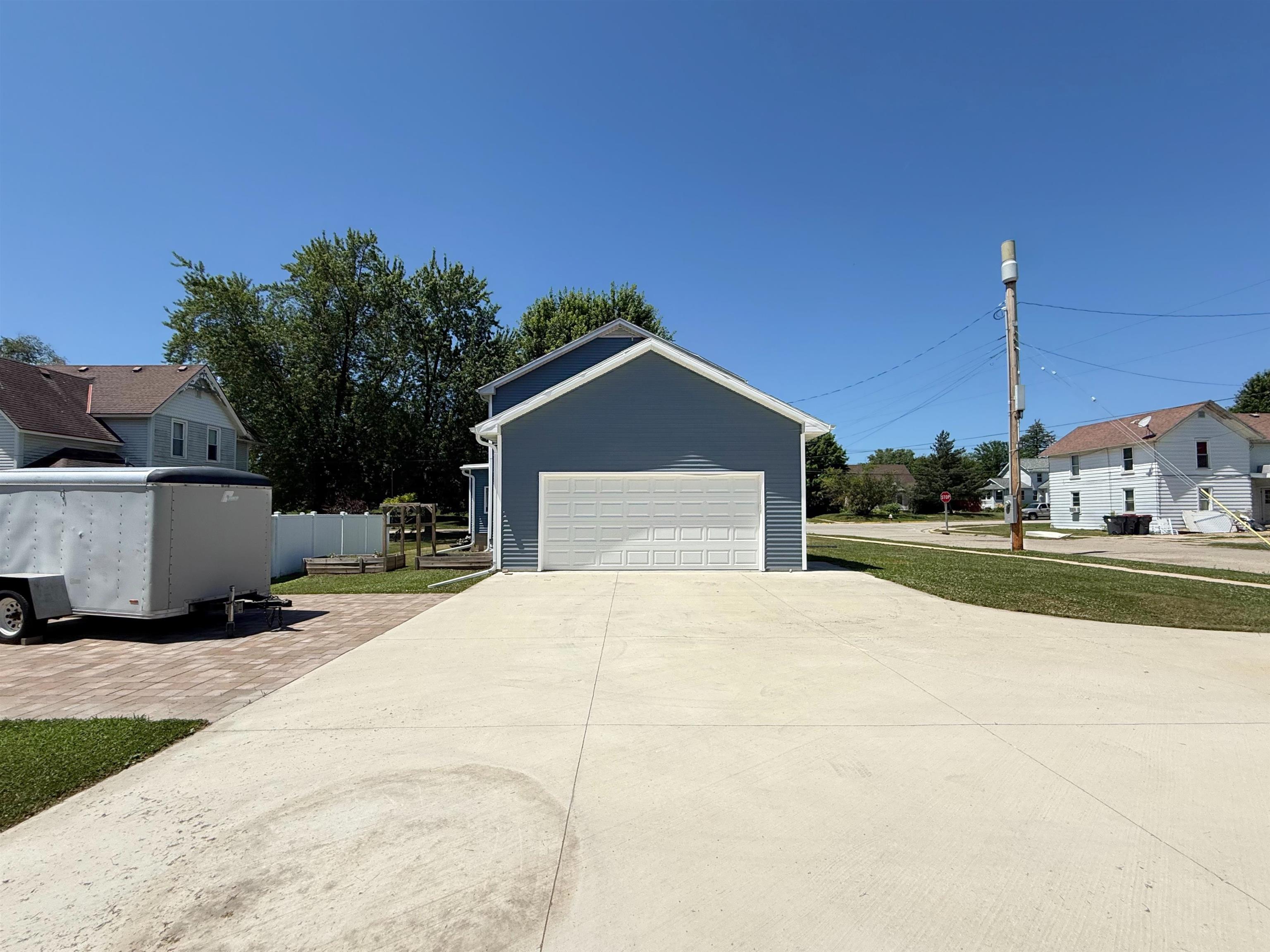 442 North Monroe Street Waterloo, WI 53594 - Photo 6 of 67