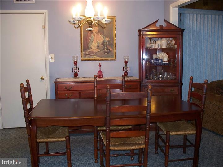 43 Quiet Road Levittown, PA 19057 - Photo 9 of 25 Dining Room