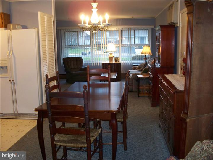 43 Quiet Road Levittown, PA 19057 - Photo 10 of 25 Dining Room