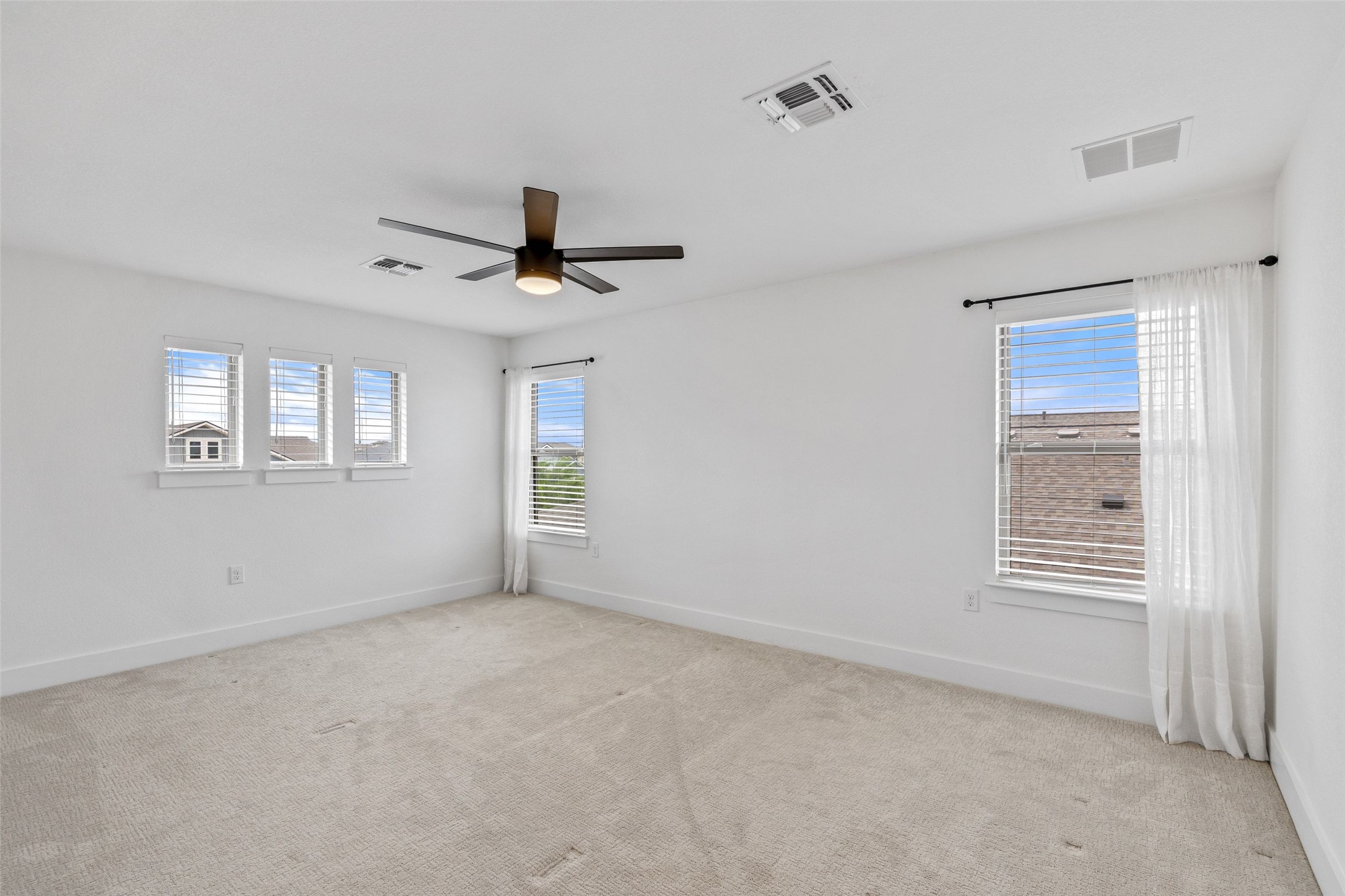 7908 Yokohama Terrace Austin, TX 78744 - Photo 29 of 40 a view of an empty room with a window