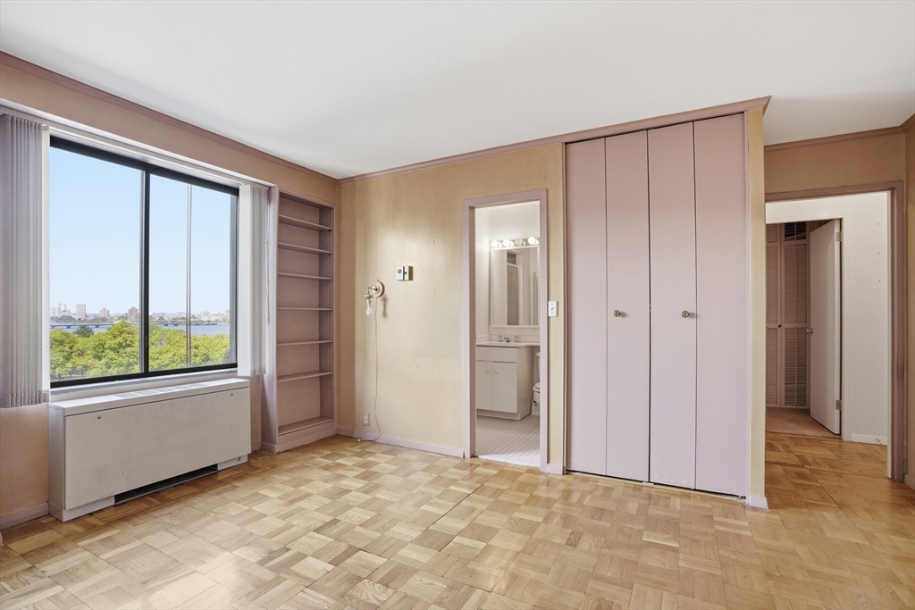 180 Beacon Street, Unit 8DE Boston, MA 02116 - Photo 17 of 31