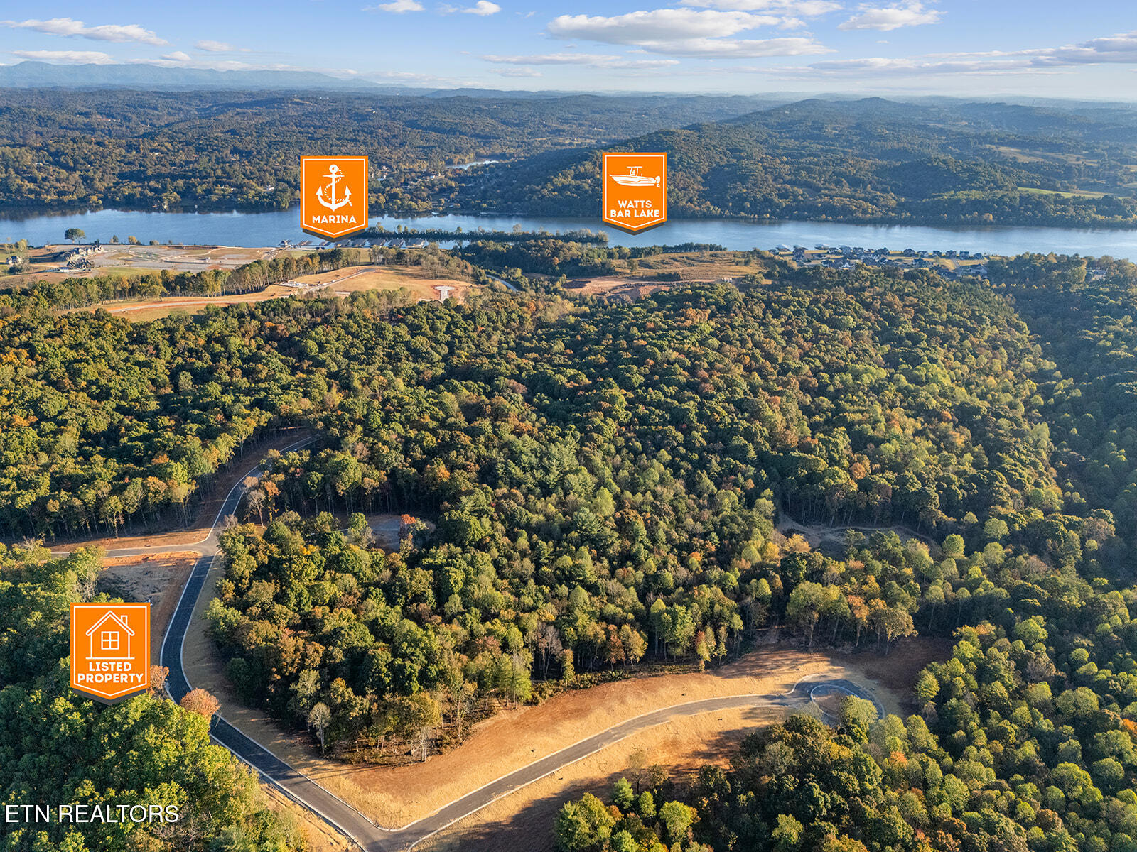 227 Flip Flop Way Loudon, TN 37774 - Photo 2 of 27 DJI_20251016204043_0767_D-icons