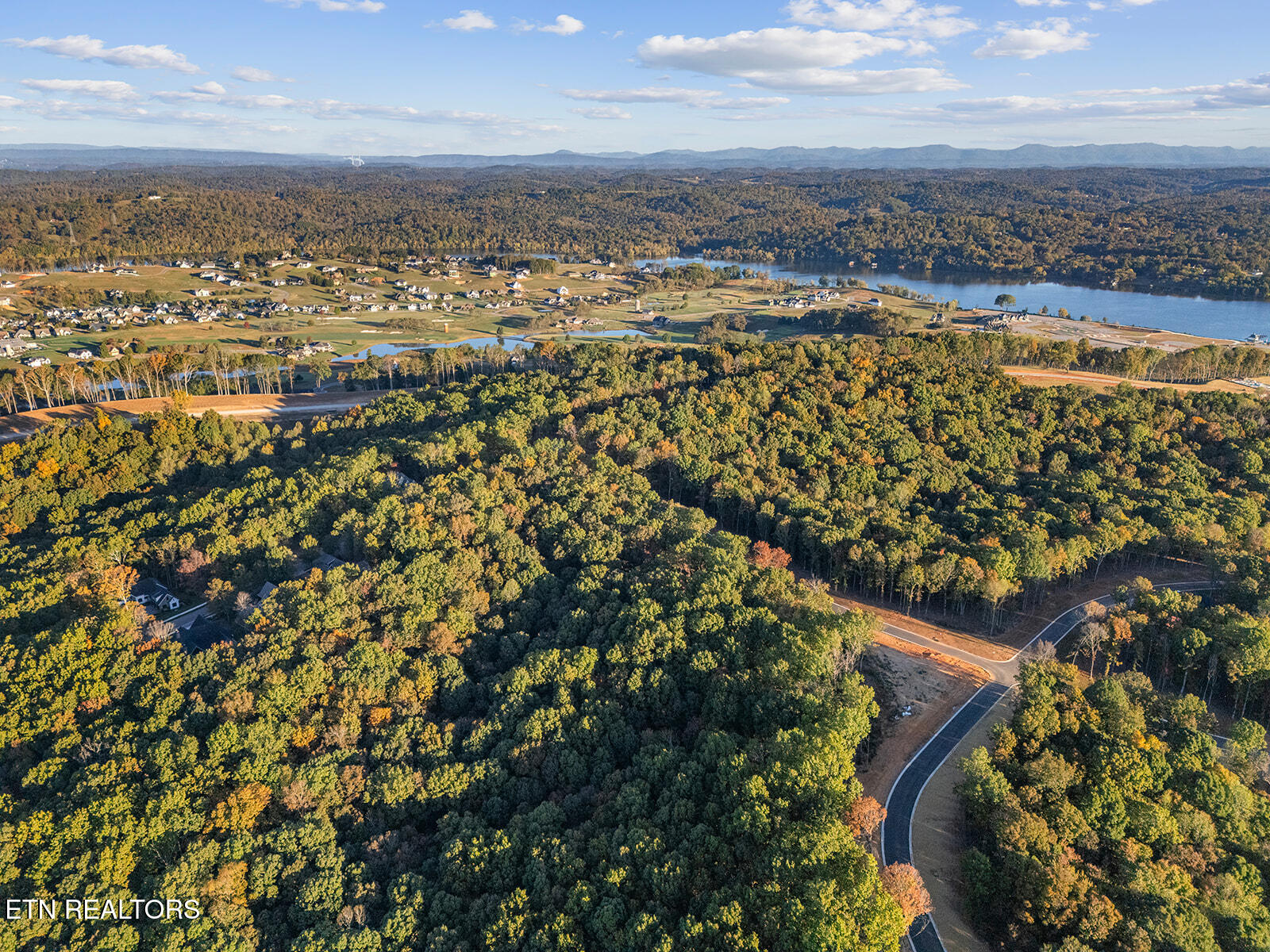 227 Flip Flop Way Loudon, TN 37774 - Photo 9 of 27 DJI_20251016204025_0764_D