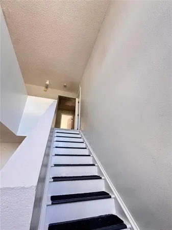 $2,995 | 2050 Corner Glen Drive, Orlando, FL 32820