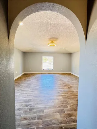 $2,995 | 2050 Corner Glen Drive, Orlando, FL 32820