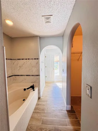 $2,995 | 2050 Corner Glen Drive, Orlando, FL 32820