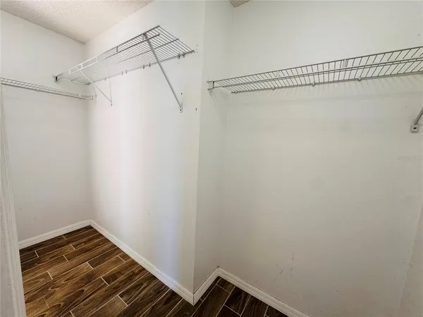 $2,995 | 2050 Corner Glen Drive, Orlando, FL 32820