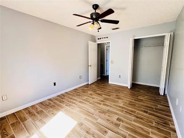 $2,995 | 2050 Corner Glen Drive, Orlando, FL 32820